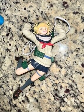 Himiko Toga figure colloseum